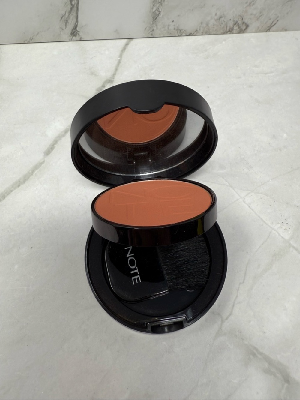Note Luminous Silk Compact Blusher, 05 Desert Rose